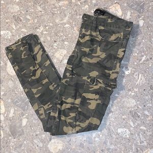 Forever 21 Camo Jeggings